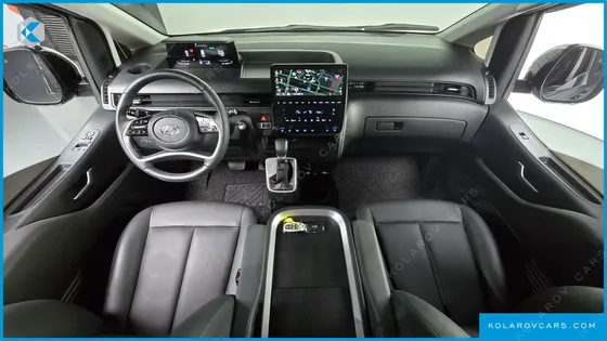 HYUNDAI STARIA L3.5 CARGO 5-SEATER