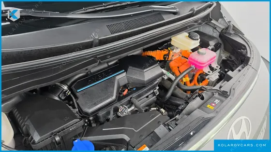 HYUNDAI STARIA HEV 1.6 CARGO 5-SEATER
