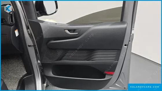 HYUNDAI STARIA HEV 1.6 CARGO 5-SEATER