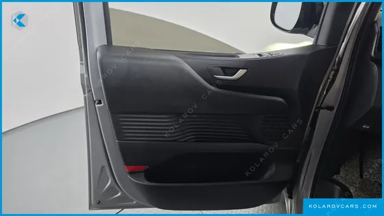 HYUNDAI STARIA HEV 1.6 CARGO 5-SEATER