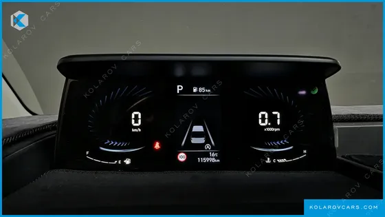 HYUNDAI STARIA CARGO 5-SEATER