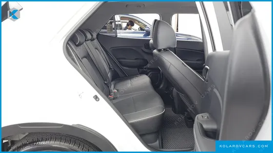 HYUNDAI VENUE 1.6 FLUX