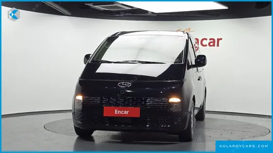 HYUNDAI STARIA L3.5 CARGO 5-SEATER