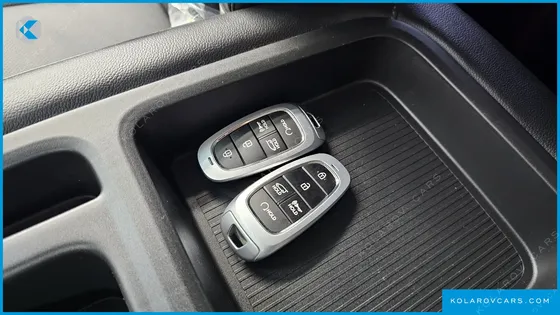 HYUNDAI STARIA 4WD TOURER 9-SEATER