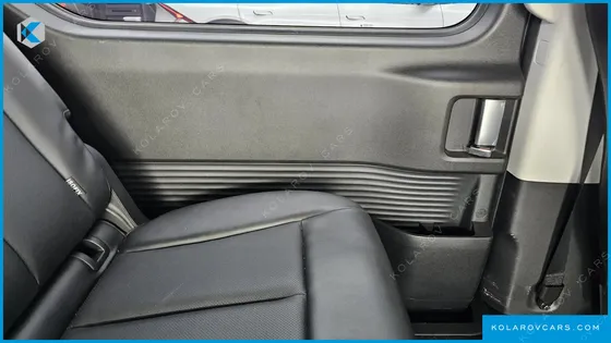 HYUNDAI STARIA 4WD TOURER 9-SEATER