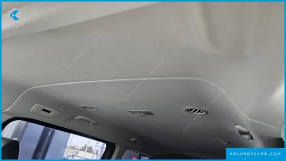 HYUNDAI STARIA 4WD TOURER 9-SEATER