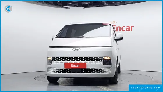 HYUNDAI STARIA TOURER 11-SEATER
