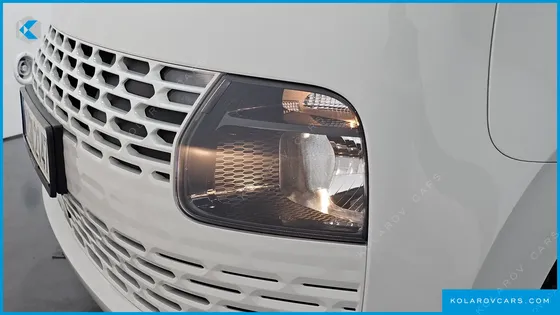 HYUNDAI STARIA TOURER 11-SEATER