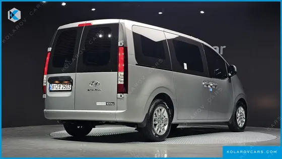 HYUNDAI STARIA CARGO 3-SEATER