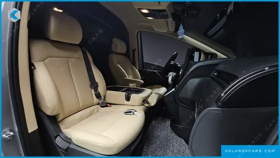 HYUNDAI STARIA CARGO 3-SEATER