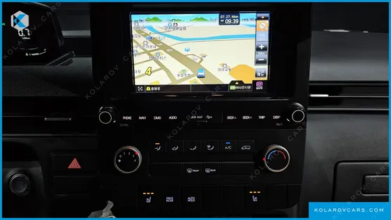 HYUNDAI STARIA CARGO 3-SEATER