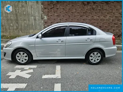 HYUNDAI VERNA 1.4 DOHC DELUXE