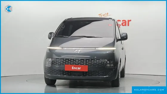 HYUNDAI STARIA CARGO 5-SEATER