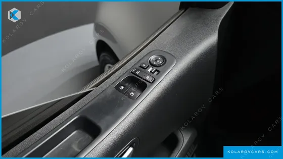 HYUNDAI STARIA 4WD TOURER 9-SEATER