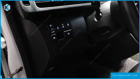 HYUNDAI STARIA 4WD TOURER 9-SEATER