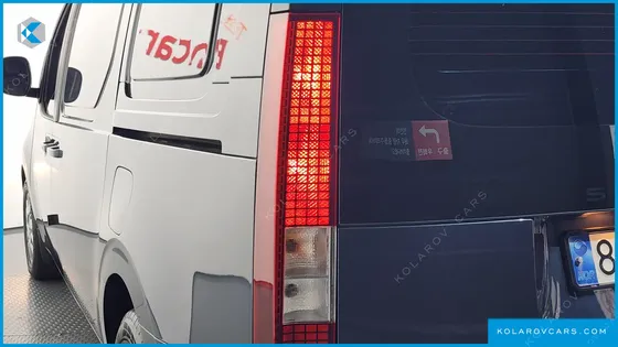 HYUNDAI STARIA L3.5 CARGO 3-SEATER