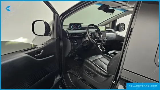HYUNDAI STARIA HEV 1.6 CARGO 5-SEATER
