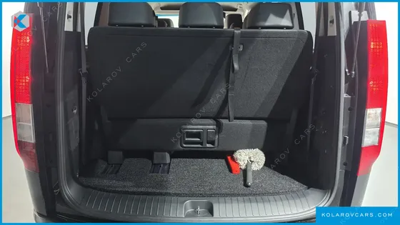 HYUNDAI STARIA L3.5 TOURER 11-SEATER