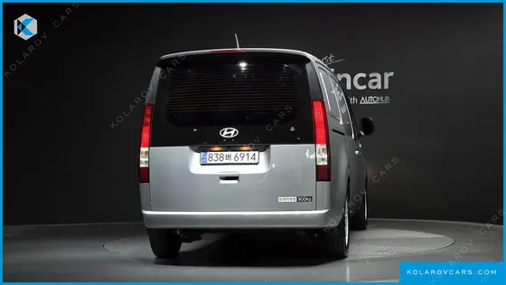 HYUNDAI STARIA CARGO 3-SEATER