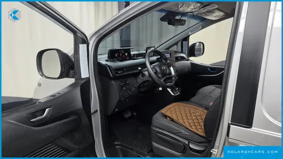 HYUNDAI STARIA CARGO 3-SEATER