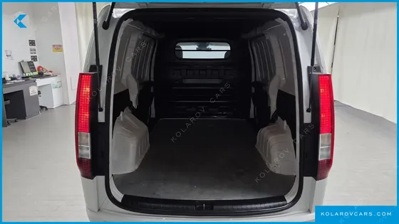 HYUNDAI STARIA CARGO 3-SEATER
