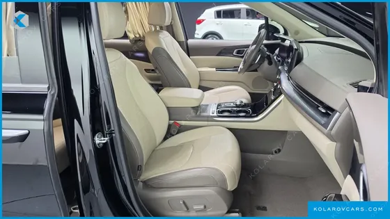 KIA CARNIVAL GASOLINE 9-SEATER HI-LIMOUSINE