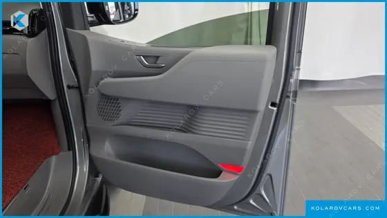 HYUNDAI STARIA L3.5 LOUNGE 9-SEATER
