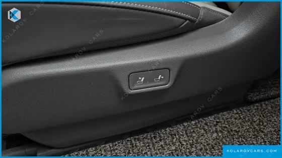KIA CARNIVAL GASOLINE 9-SEATER HI-LIMOUSINE