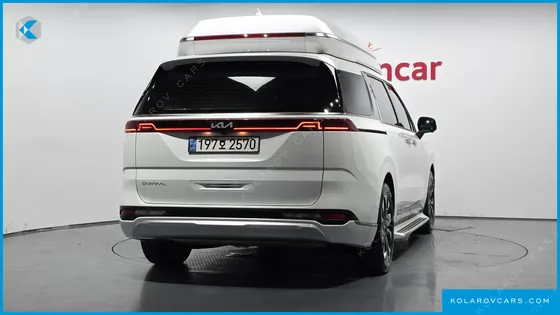 KIA CARNIVAL GASOLINE 7-SEATER HI-LIMOUSINE
