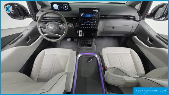 HYUNDAI STARIA L3.5 LOUNGE 9-SEATER
