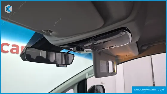 HYUNDAI STARIA TOURER 11-SEATER