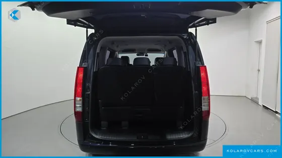 HYUNDAI STARIA TOURER 11-SEATER