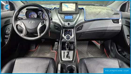 HYUNDAI ELANTRA (AVANTE) M16 GDI DELUXE