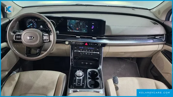 KIA CARNIVAL GASOLINE 7-SEATER HI-LIMOUSINE