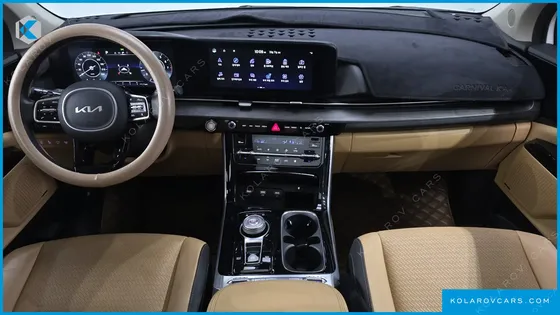 KIA CARNIVAL GASOLINE 9-SEATER SIGNATURE