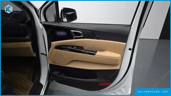 KIA CARNIVAL GASOLINE 9-SEATER SIGNATURE