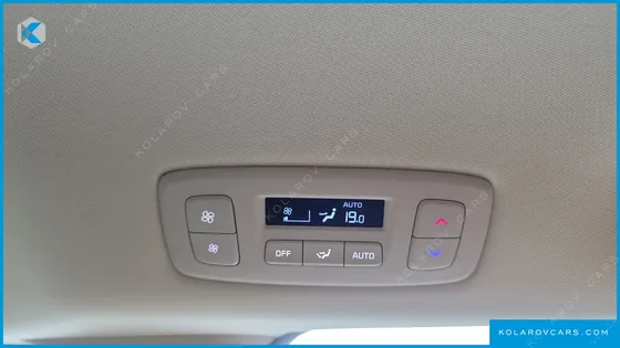 KIA CARNIVAL DIESEL 9-SEATER PRESTIGE