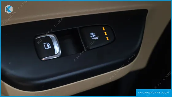 KIA CARNIVAL DIESEL 9-SEATER PRESTIGE
