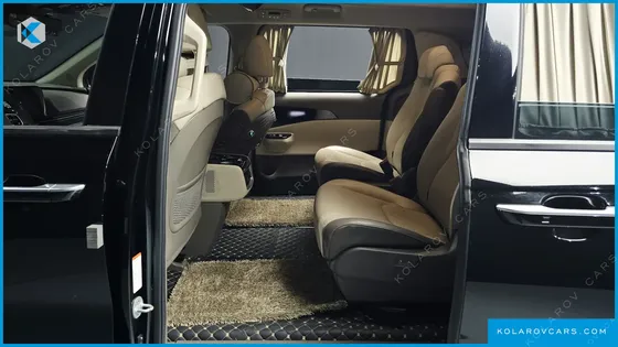 KIA CARNIVAL GASOLINE 9-SEATER HI-LIMOUSINE