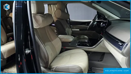 KIA CARNIVAL GASOLINE 9-SEATER HI-LIMOUSINE
