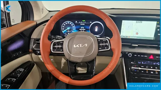KIA CARNIVAL GASOLINE 9-SEATER SIGNATURE