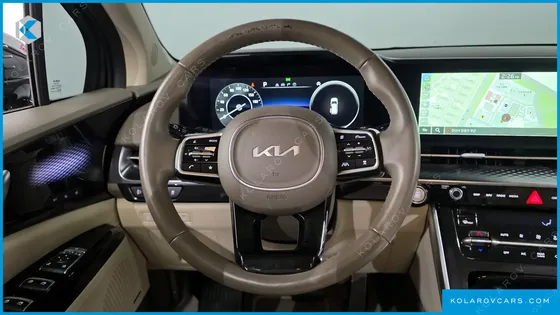 KIA CARNIVAL DIESEL 9-SEATER HI-LIMOUSINE