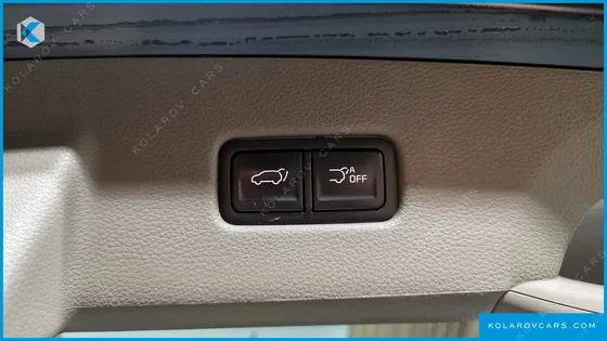 KIA CARNIVAL DIESEL 9-SEATER HI-LIMOUSINE