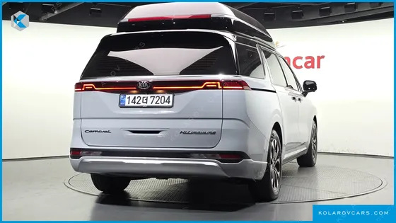 KIA CARNIVAL DIESEL 9-SEATER HI-LIMOUSINE