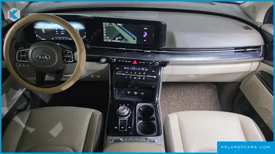 KIA CARNIVAL DIESEL 9-SEATER HI-LIMOUSINE