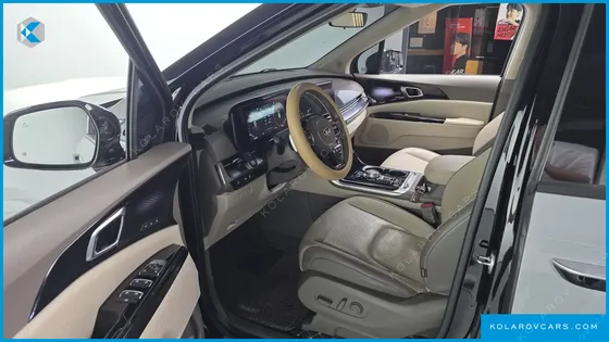 KIA CARNIVAL DIESEL 9-SEATER HI-LIMOUSINE