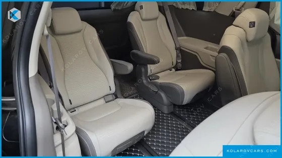 KIA CARNIVAL DIESEL 9-SEATER HI-LIMOUSINE