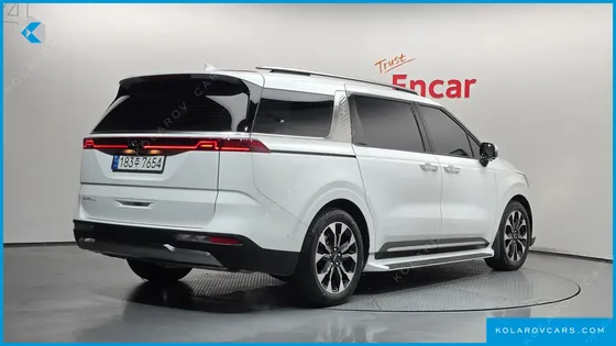 KIA CARNIVAL GASOLINE 7-SEATER NOBLESSE