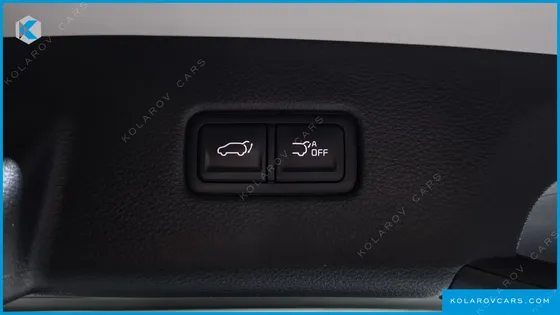 KIA CARNIVAL GASOLINE 7-SEATER NOBLESSE