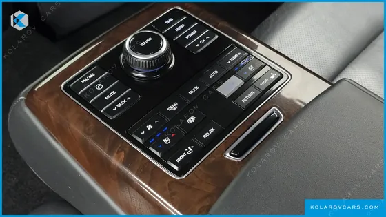 HYUNDAI EQUUS VS380